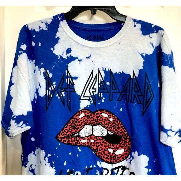 DEF LEPPARD - NWOT - M Sz L Blue Tie-Dye “Love Bites” Band Tee/Oversized - Picture 7 of 9